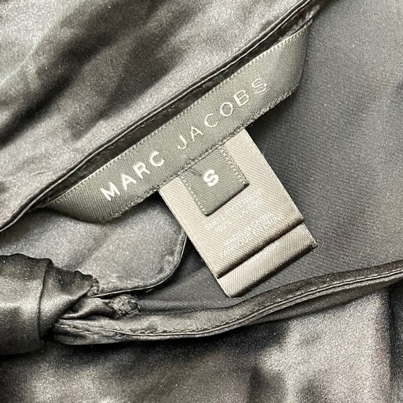 Marc Jacob - Small black silk dress - Picture 4 of 4